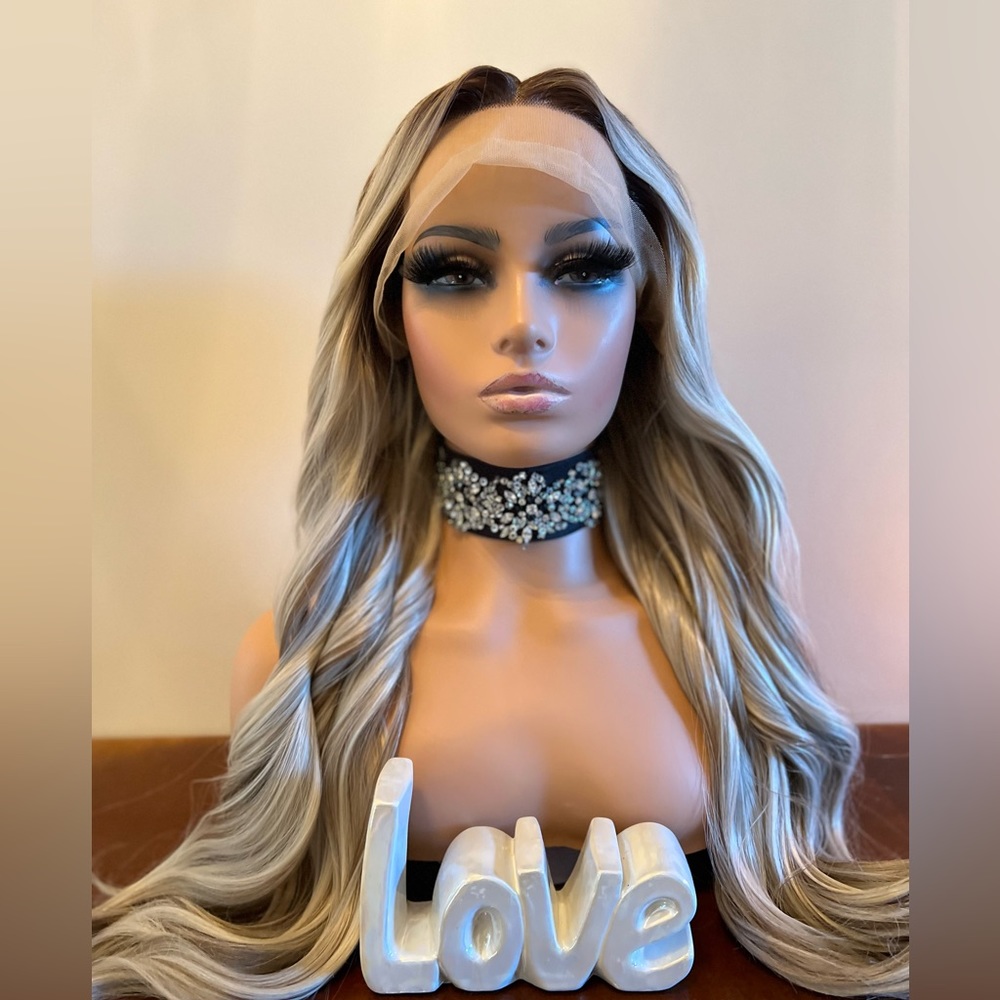 WARM BROWN ROOTS N NATURAL ASH BLONDE LIGHTS SOFT WAVY ENDS WIG LACEFRONT T-PART